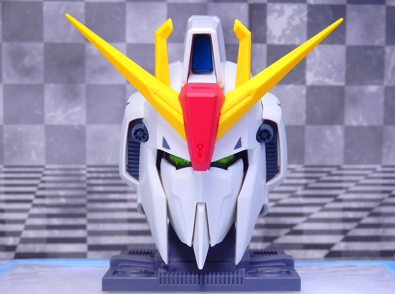 バンプレスト 組立式MSヘッドディスプレイコレクション2 Zガンダム