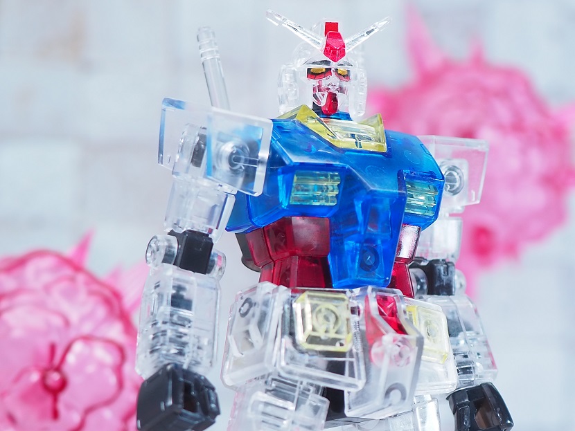HGUC ガンダム 限定クリアカラーバージョン レビュー : おもちゃ HGUC ガンダム 限定クリアカラーバージョン レビュー : おもちゃ