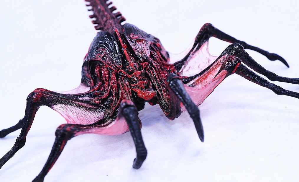 NECA クイーンフェイスハガー : おもちゃの巣（玩具レビュー）