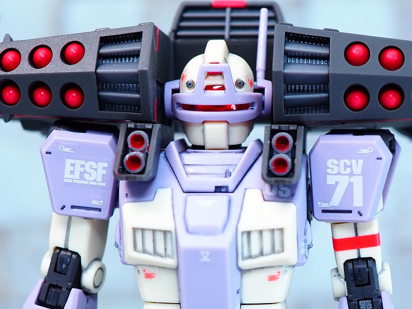 HG ジム・インターセプトカスタム（フェロウ・ブースター装備