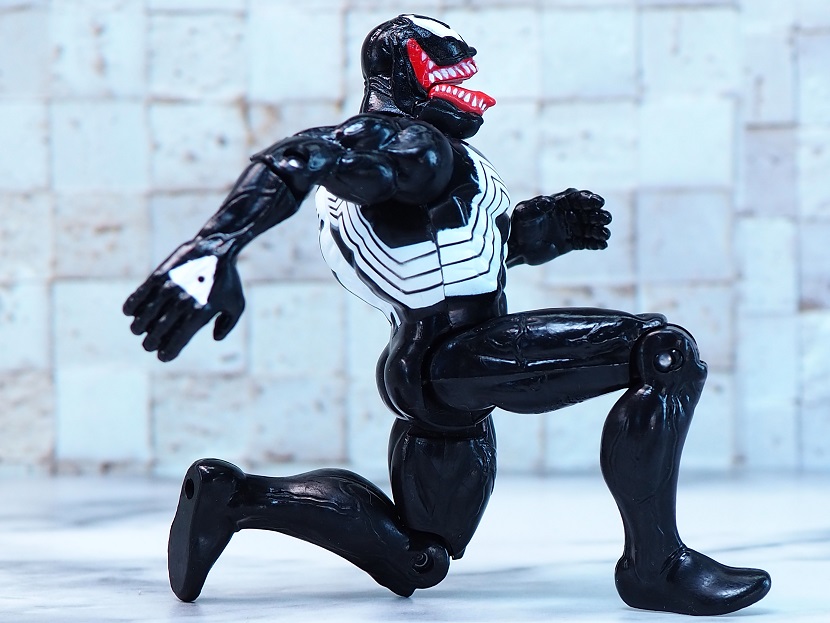 トイビズ スパイダーマン ヴェノム レビュー : おもちゃの巣