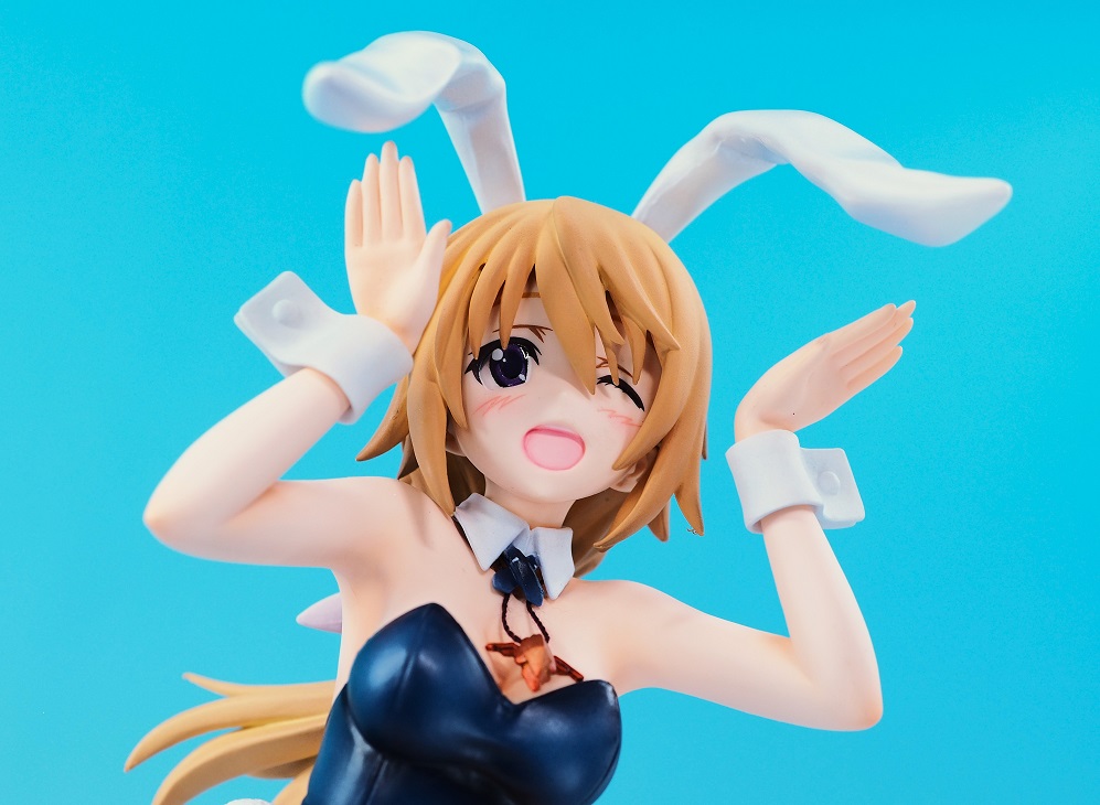 コトブキヤ 1/7 シャルロット・デュノア Bunny Style レビュー