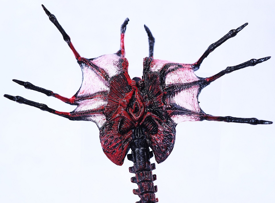 NECA クイーンフェイスハガー : おもちゃの巣（玩具レビュー）