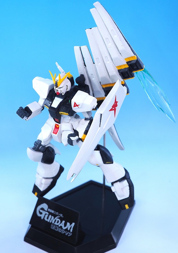 バンプレスト メモリアルガンダムフィギュア ニューガンダム レビュー