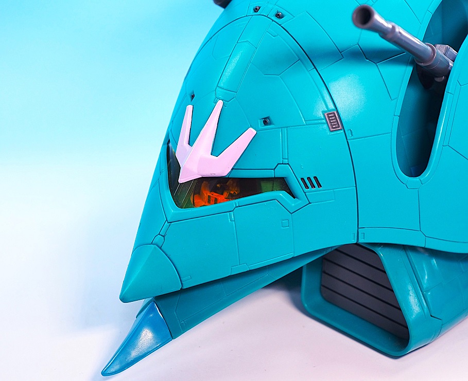 バンダイ MIA MAN-08 ララァ・スン専用モビルアーマー エルメス Amazon.co.jp: MIA エルメス ララァ スン専用モビルアーマー MAN