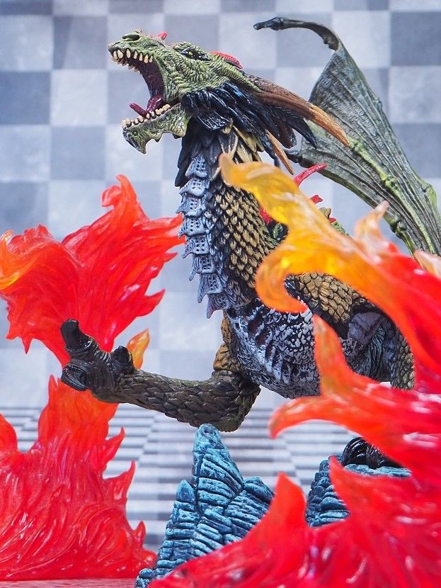 マクファーレンドラゴン2 ファイアドラゴン クラン2 レビュー