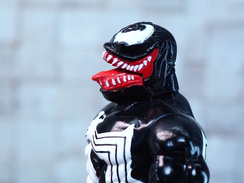 トイビズ　スパイダーマン　ヴェノム トイビズ マーベル スパイダーマン クラシックス ヴェノム