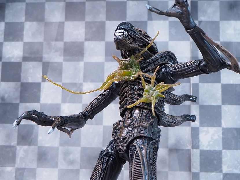 NECA エイリアン・ウォーリアー ブラウン(バトルダメージ NECA エイリアン・ウォーリアー ブラウン(バトルダメージ