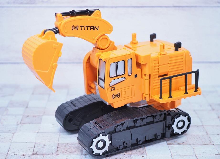 ダイソー 重武装合体ロボット ショベルカー レビュー : おもちゃ