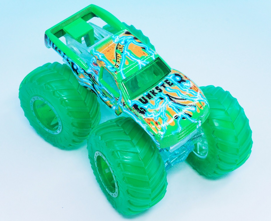 ホットウィール モンスタートラック パワースマッシャーズ