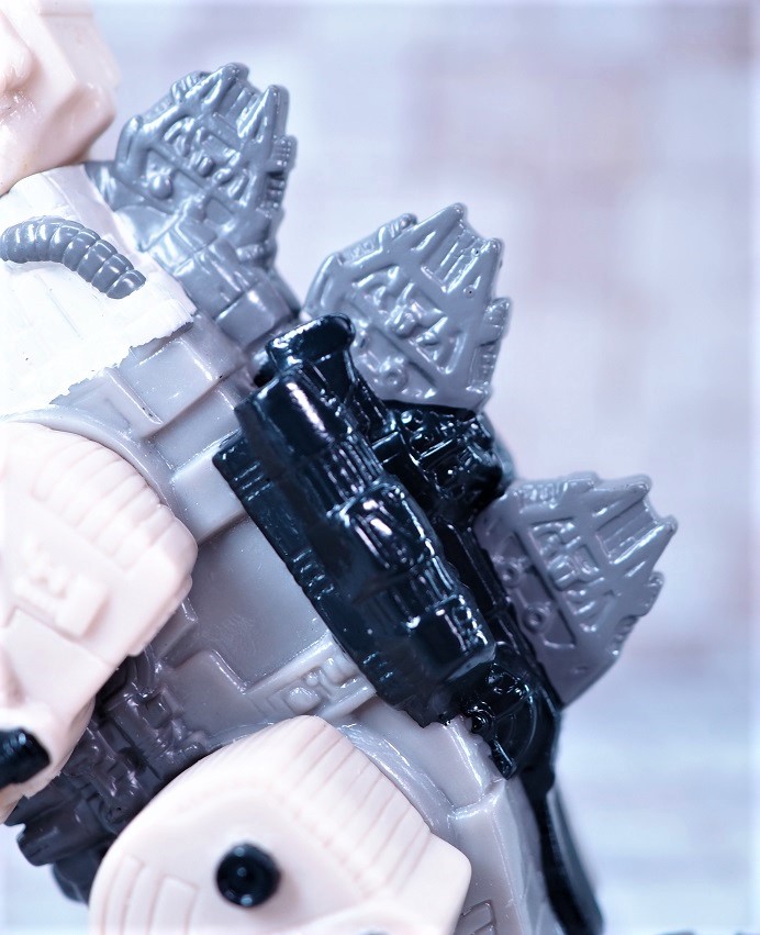 P2262302