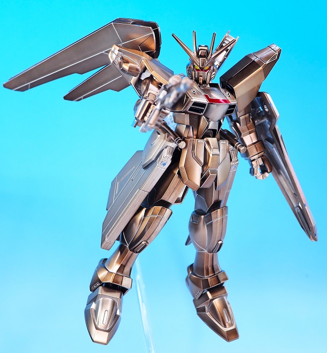 1/144 フリーダムガンダム ブロンズメッキ ヴァージョン