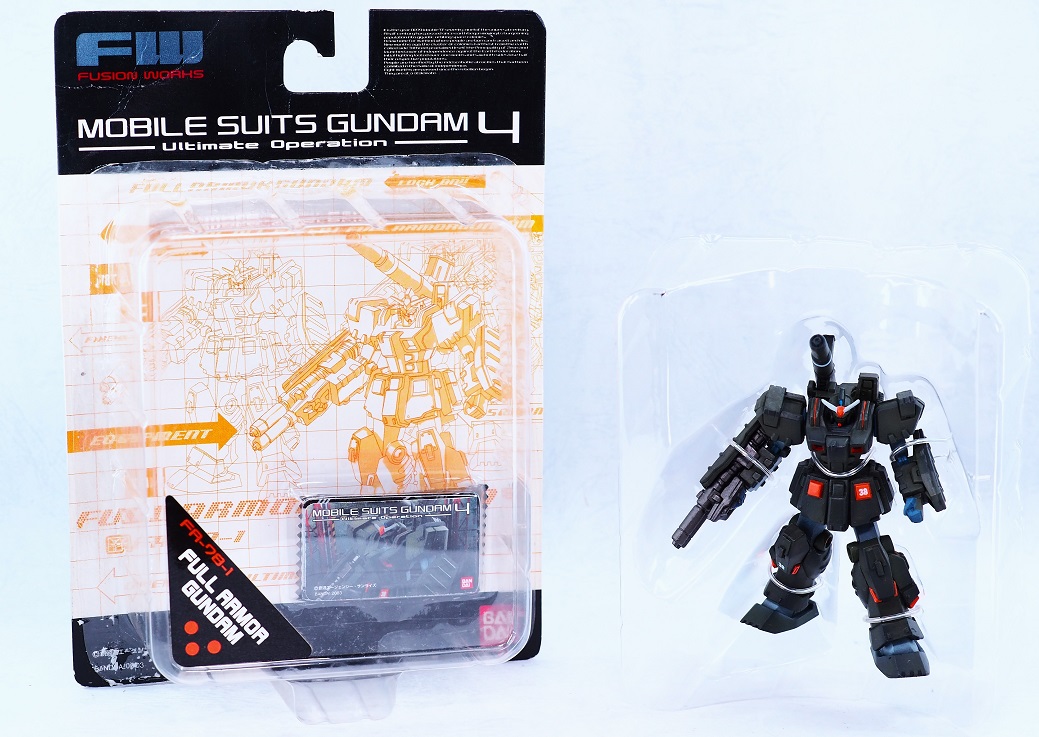 バンダイ FW ガンダムアルティメットオペレーション4 フルアーマー
