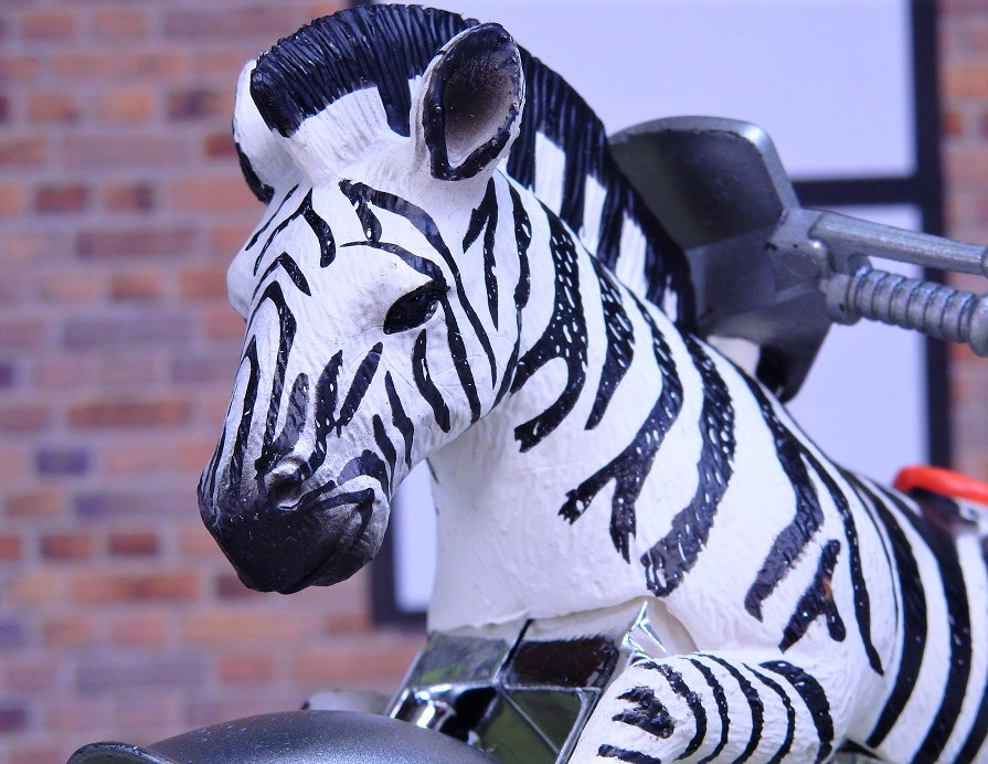 Animal Friction Motorcycle ゼブラ (シマウマ型バイク） レビュー