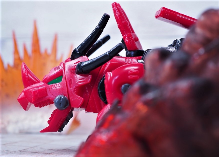 トミー ゾイドフィギュアコレクション レッドホーン レビュー