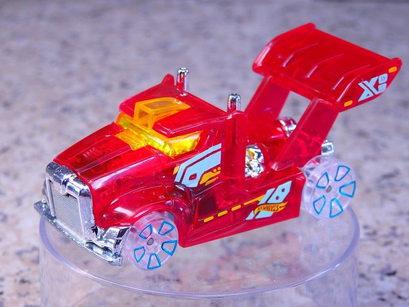 ホットウィール リグ・ストーム(Hot Wheels Rig Storm)レビュー ホットウィール リグ・ストーム(Hot Wheels Rig Storm)レビュー