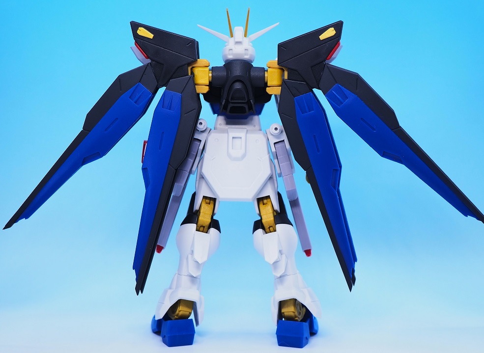 Amazon | TAMASHII NATIONS GUNDAM UNIVERSE 機動戦士ガンダム