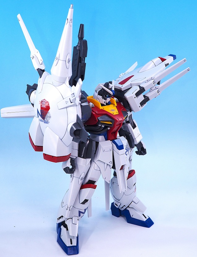 全塗装完成品 1/100 ニクスプロヴィデンスガンダム 1/100 ニクスプロヴィデンスガンダム - バンダイプラモデルWEB取