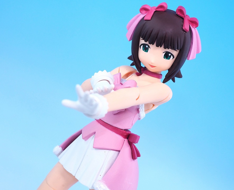 フロイライン リボルテック 005 天海春香 スノーストロベリー (フレンドショップ限定) Amazon.co.jp: フロイライン リボルテック 005 天海春香 スノー