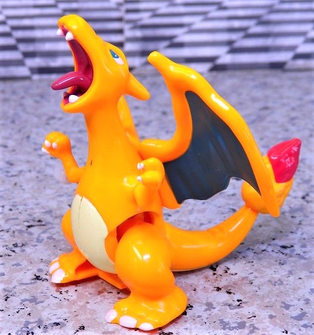 トミー ポケモンキット リザードン レビュー : おもちゃの巣
