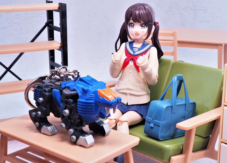 トミー ゾイドリアルライトキーホルダー シールドライガー トミー ゾイドリアルライトキーホルダー シールドライガー