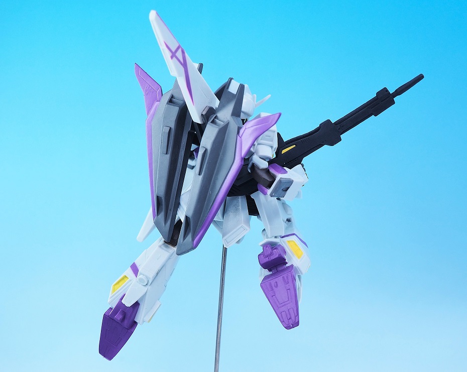 バンプレスト ガンダム組立式ディスプレイフィギュア フライング