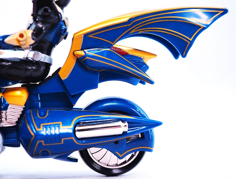 仮面ライダー龍騎 ポピニカ 疾風の翼 ダークレイダー ポピニカ 疾風の翼 ダークレイダー レビュー : おもちゃの巣