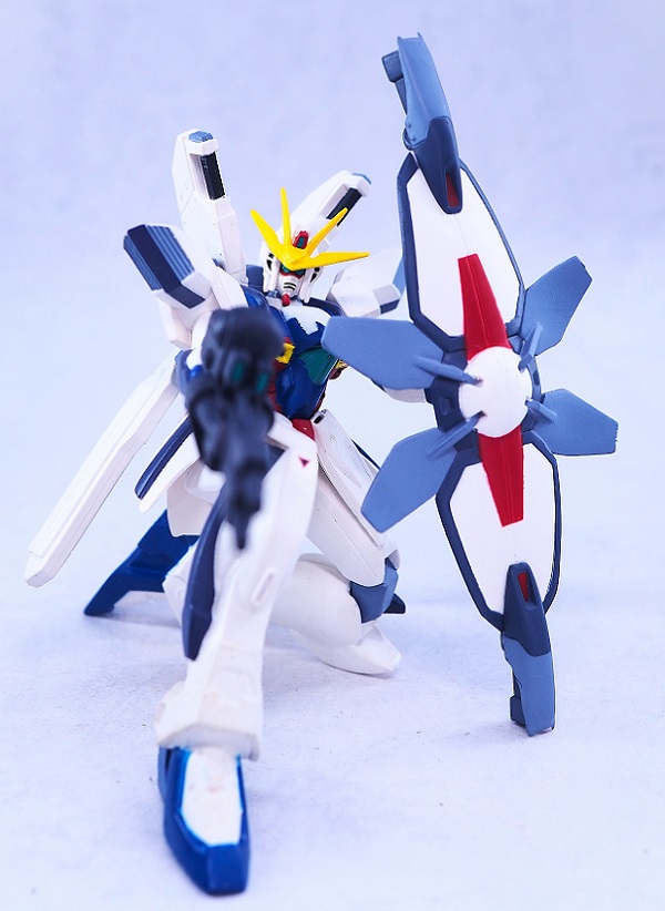 バンプレスト メモリアルガンダムフィギュア ガンダムXディバイダー