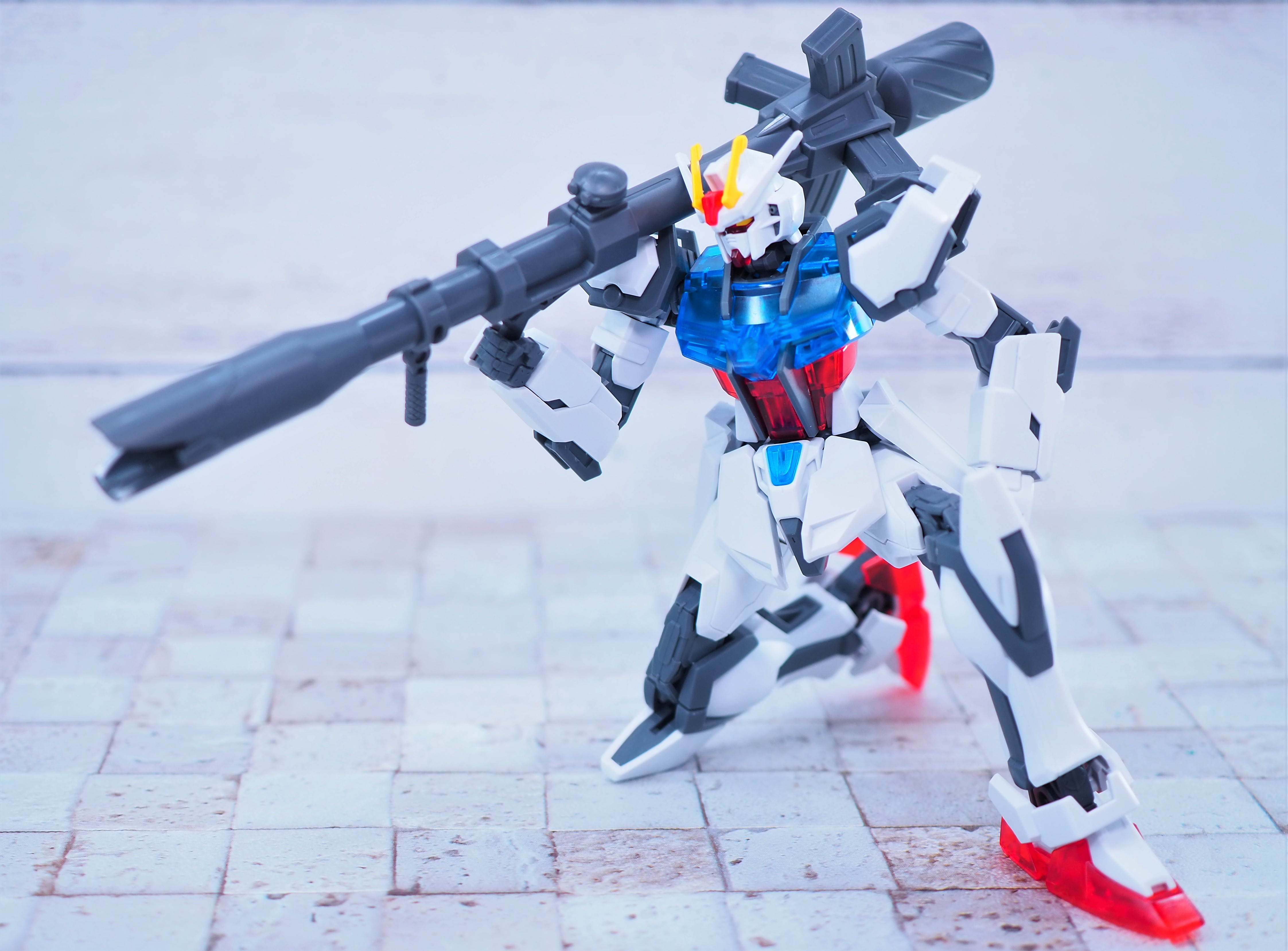 EG ストライクガンダム ソリッドクリアアナザー バズーカ装備ver EG ストライクガンダム ソリッドクリアアナザー バズーカ装備ver