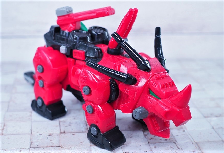 ゾイド レッド ワイツウルフ　非売品　未組立 ゾイドブロックス レッドサビンガ、レッドワイツウルフ 未組立品