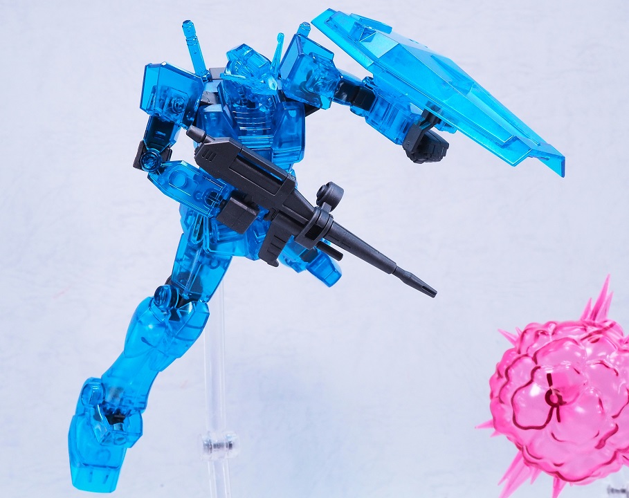 EG RX-78-2 ガンダム [クリアブルー] レビュー : おもちゃの巣