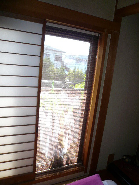 和室の障子にはプリーツスクリーン Suncraft 株式会社サンクラフト