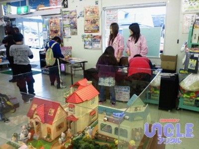 2010_1031シルバニア店内