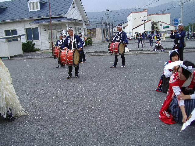 早池峰獅子踊り11:10 2/2