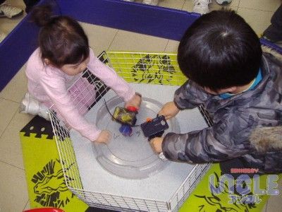 2011_0109ベイブレード0001