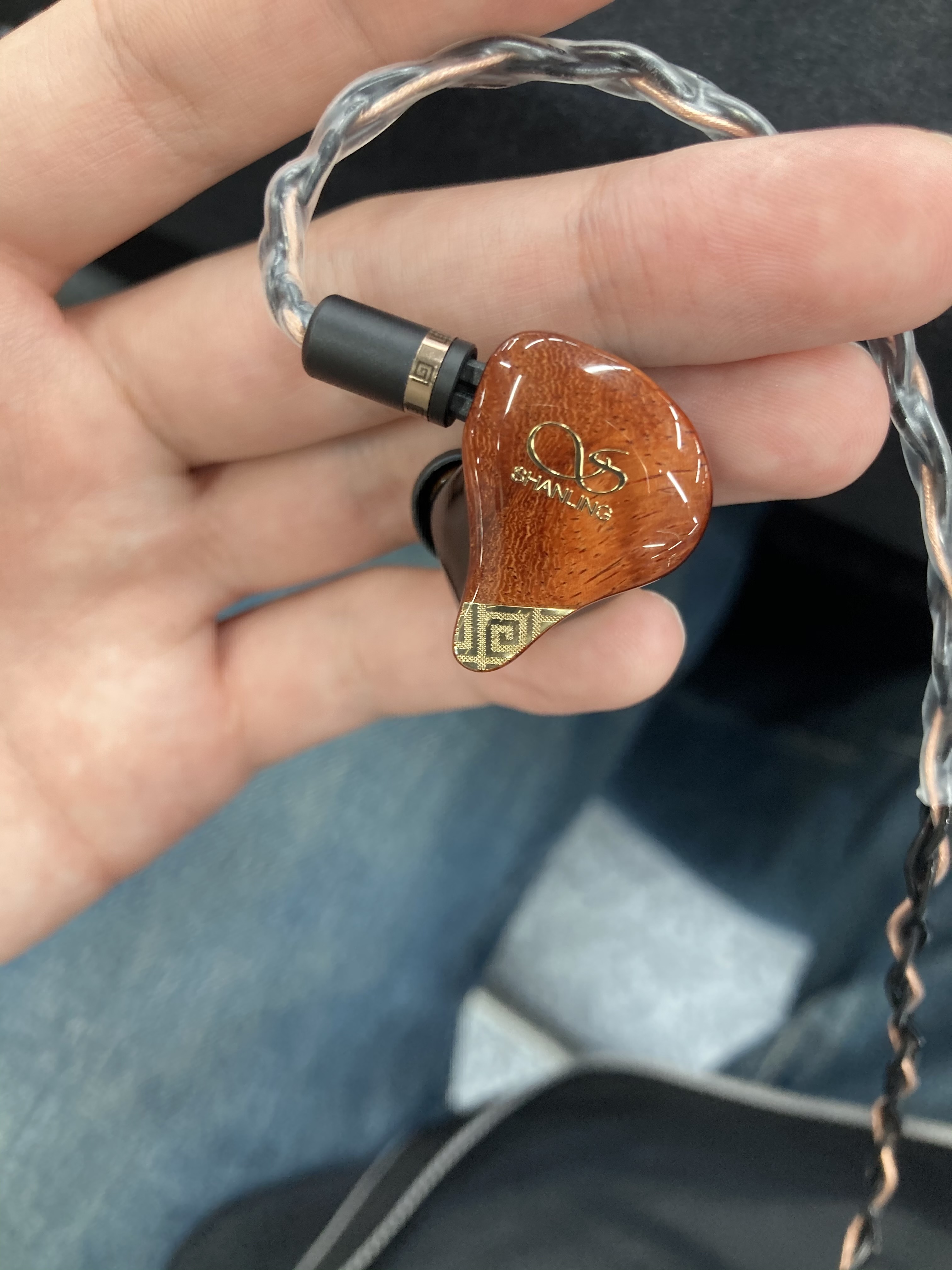 試聴レビュー]ヨドバシ梅田の音フェスに行ってきた : 蓮ノ空のこと