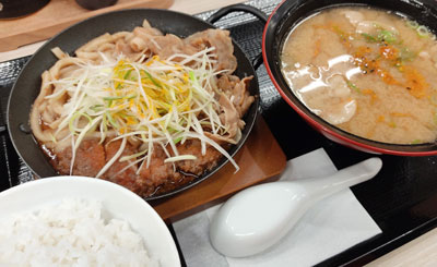 かつや 豚すき煮肉うどんチキンカツ定食 すな風呂 かつや 豚すき煮肉うどんチキンカツ定食 すな風呂