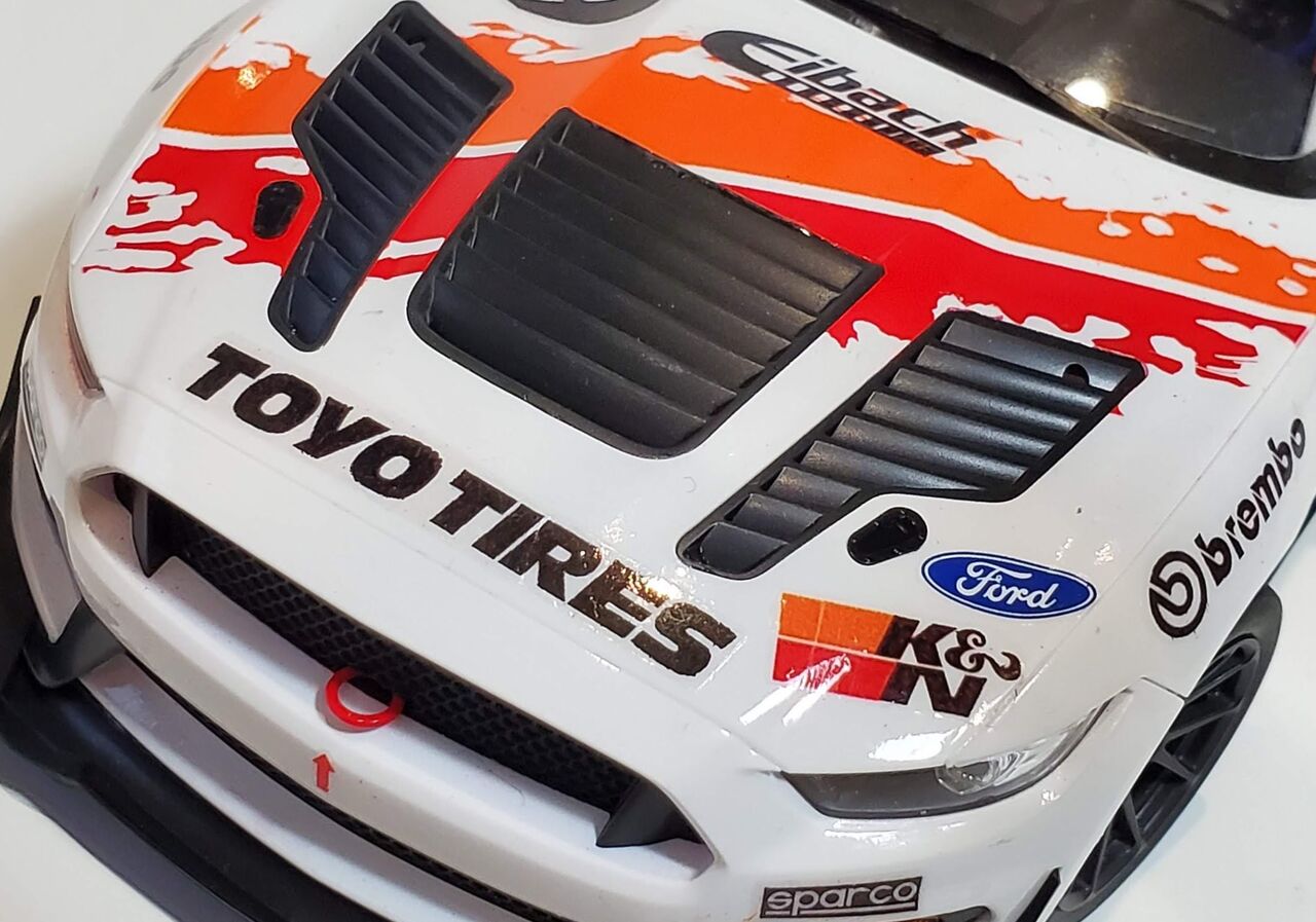 TAMIYA FORD MUSTANG GT4 K&N Racing Finished. : BACK YARD