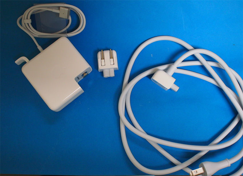ノマド・マカー必携】Apple純正の85W MagSafe 2 Power Adapter を買っ