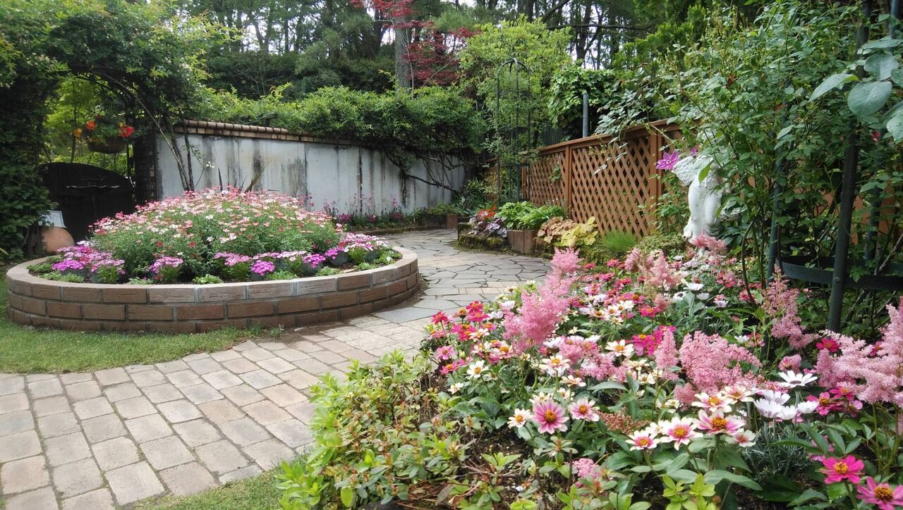 フローランテ宮崎 庭づくり見本園の植え替え オープンガーデン サン フラワー宮崎 活動報告 フローランテ宮崎 庭づくり見本園の植え替え オープンガーデン サン フラワー宮崎 活動報告