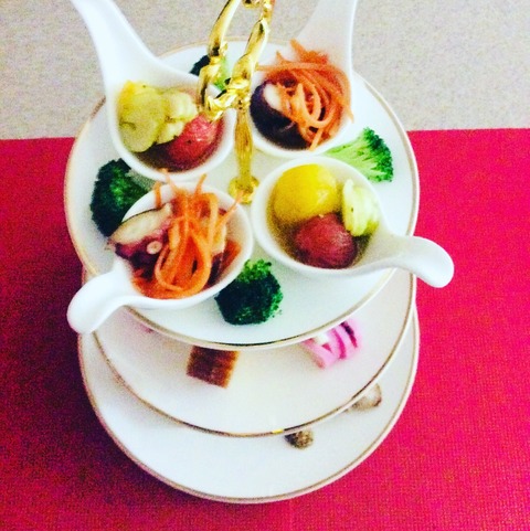 7201FE44-EAF1-4B5D-A927-064B0AEBD076