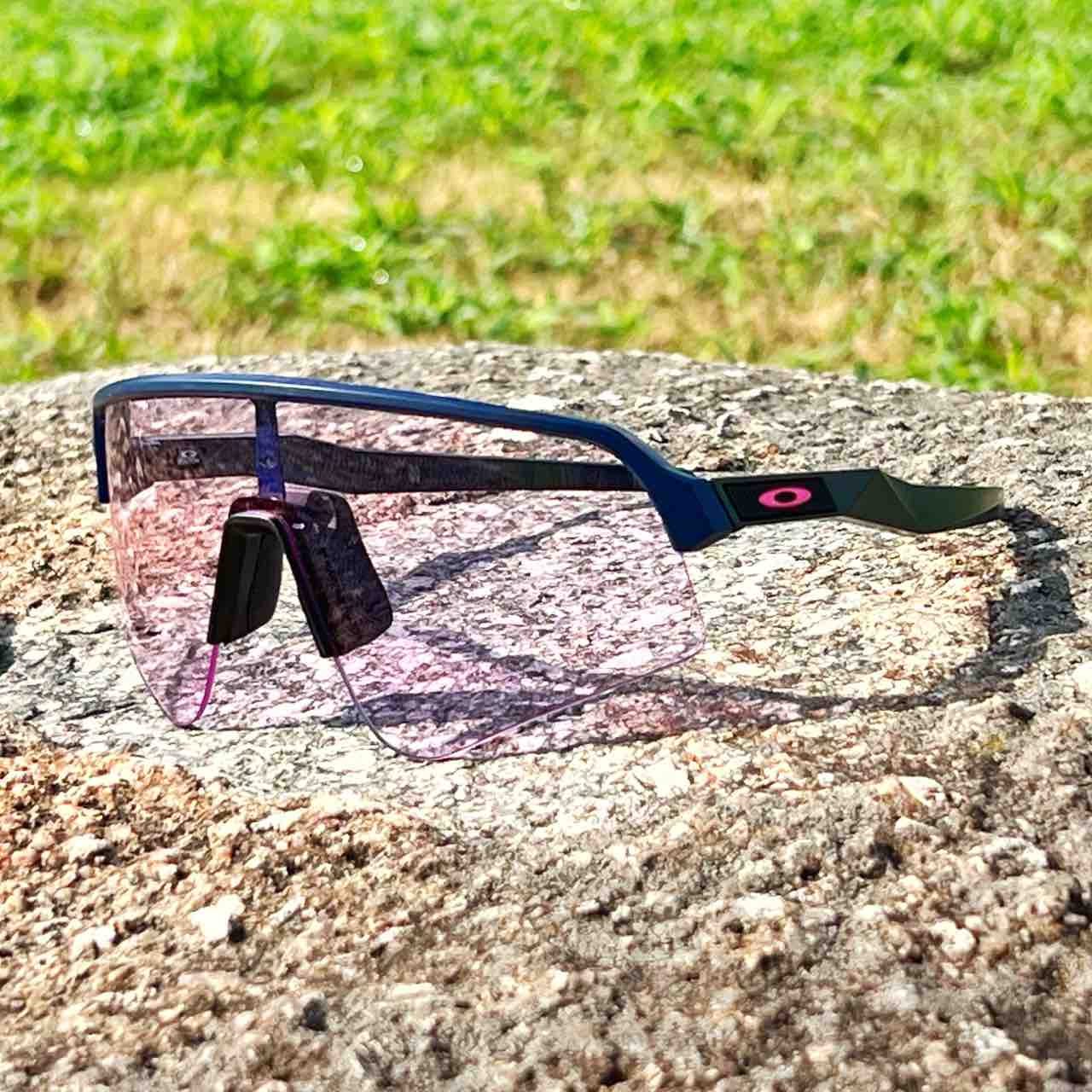 OAKLEY 「SUTRO」シリーズ解説 : eaudevie osakaのブログ OAKLEY 「SUTRO」シリーズ解説 : eaudevie osakaのブログ