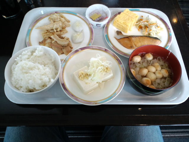 ホテルルイズ 盛岡 朝食バイキング 外食したら画像をupするブログ