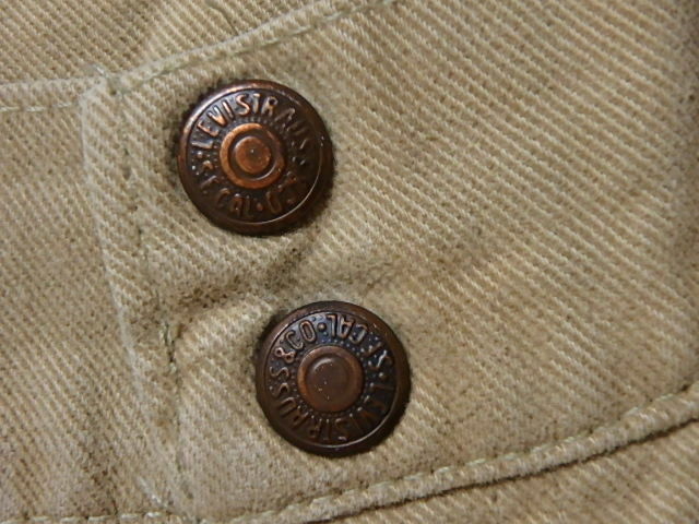 PC220572