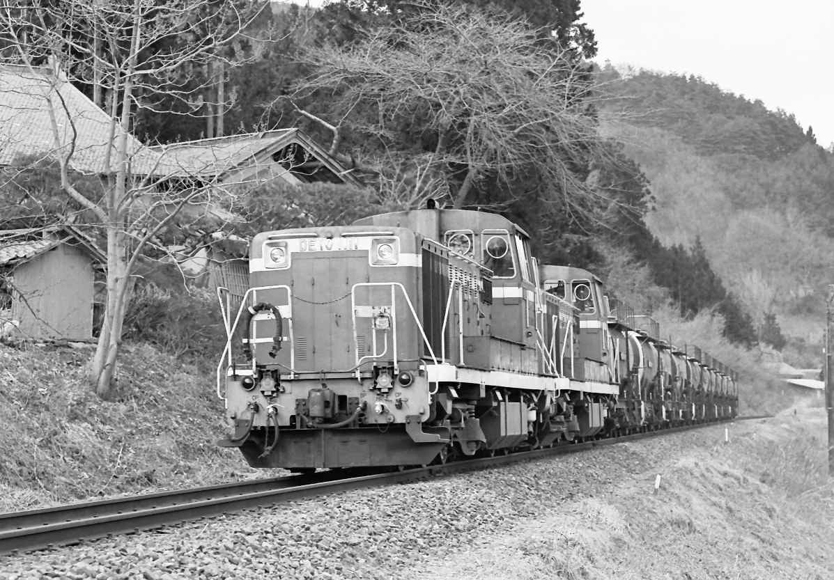 油絵（鉄道倉庫）Ｆ10 DE10 画像倉庫