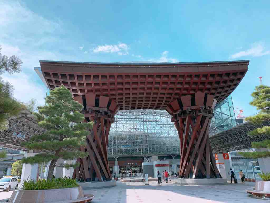 金沢ひとり旅です つぼみ日記
