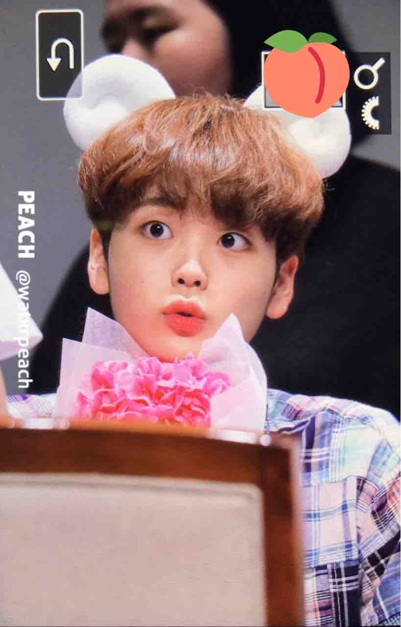 GINGER掲載商品】 ヒョンスン ツーショ1枚 サイン2枚 K-POP/アジア