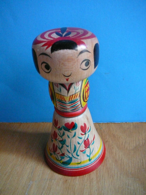 阿部進矢さんのこけしたち : こけしのなかのわたし