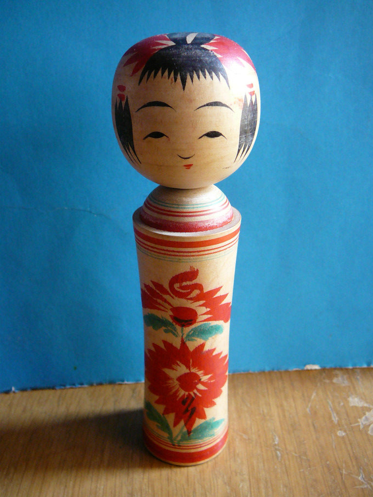 新作登場，新作 こけし 秋山忠市