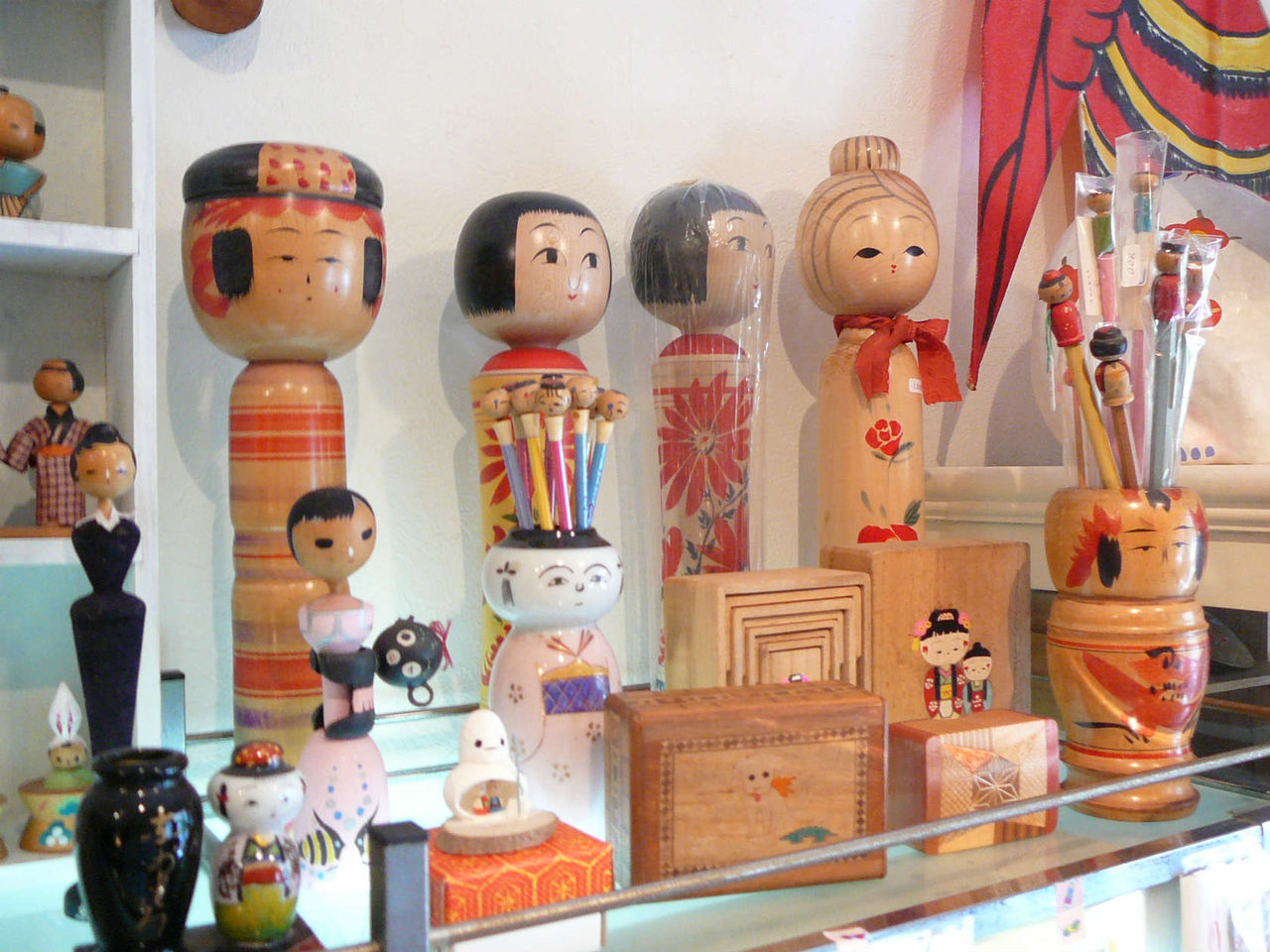 木彫 丸 こけし 郷土人形 古道具 アンティーク 民芸 Amazon | かくまき人形 鈴入り 角巻人形 郷土玩具 伝統こけし